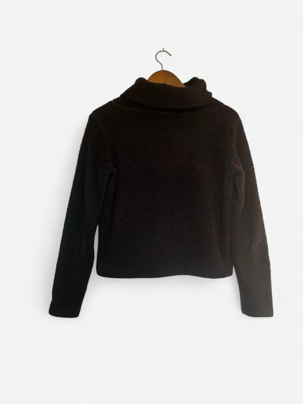 Alo Black Fleece Turtleneck Sweatshirt